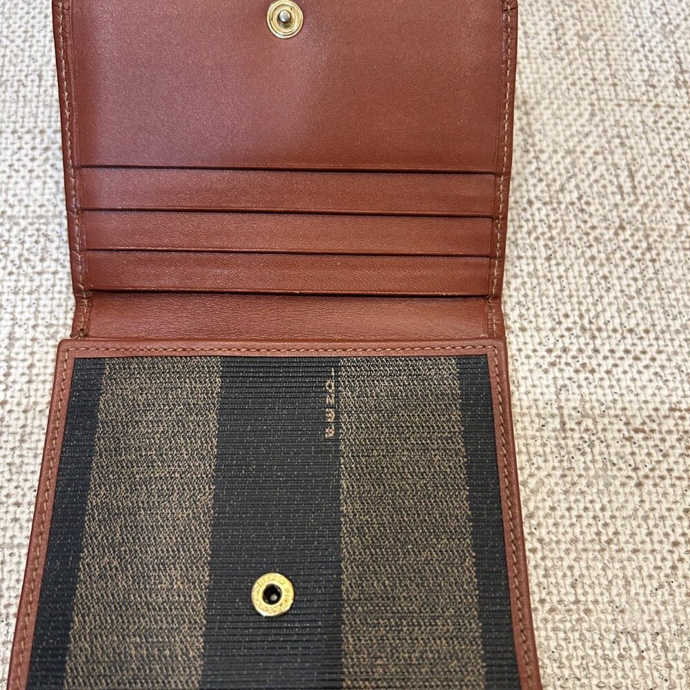Vintage Fendi Zucca Bifold Wallet - Picture 4 of 13